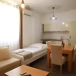 Sunrise Luxury Appartamento Sarandë