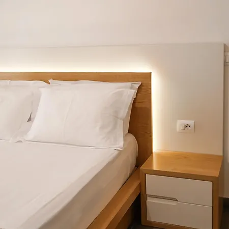 Sunrise Luxury * Sarandë