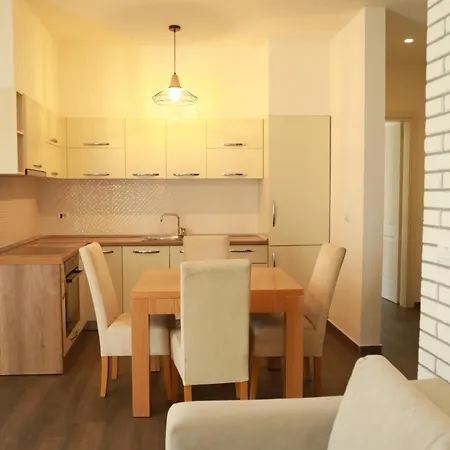 Sunrise Luxury Apartment Sarandë