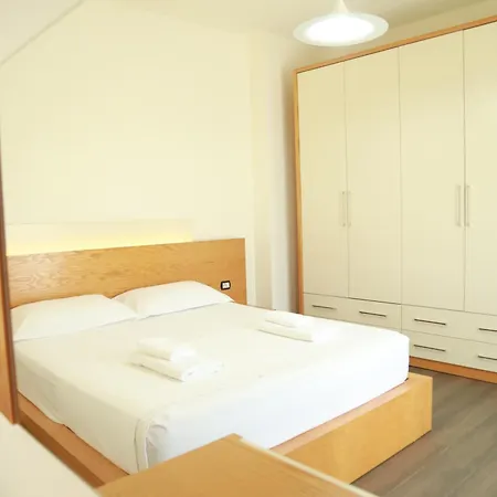 Sunrise Luxury Σαράντα