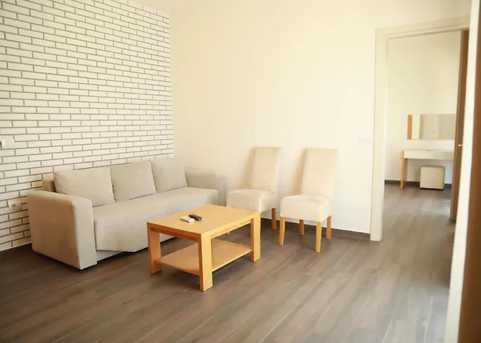 Sunrise Luxury Apartment *