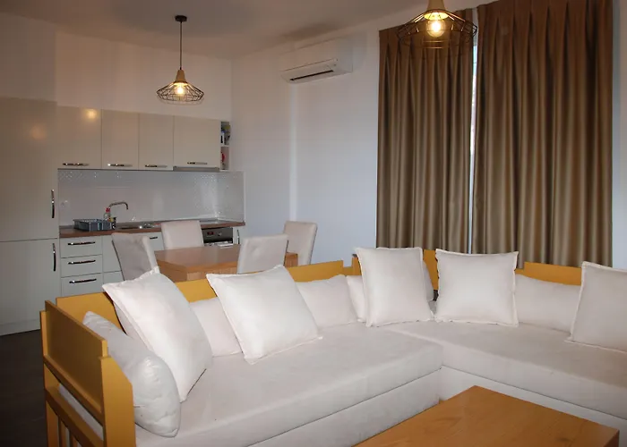 Sunrise Luxury * Sarandë